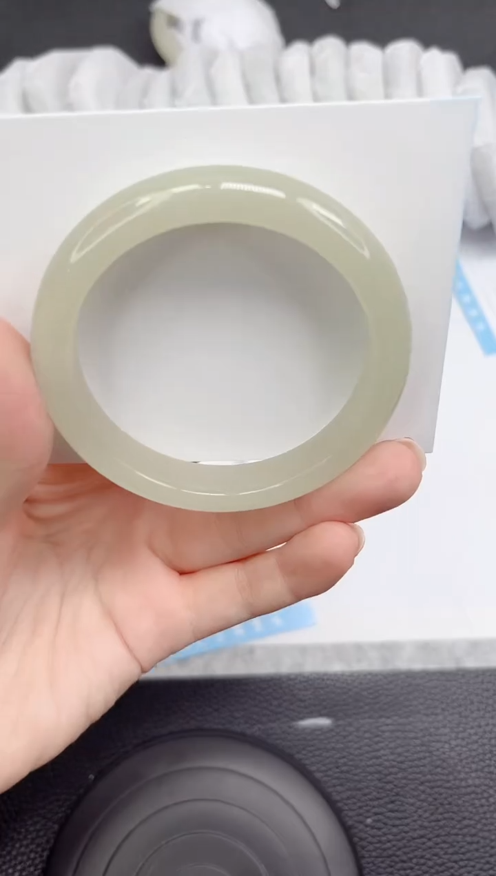 石英质玉手镯未镶嵌353-54.4