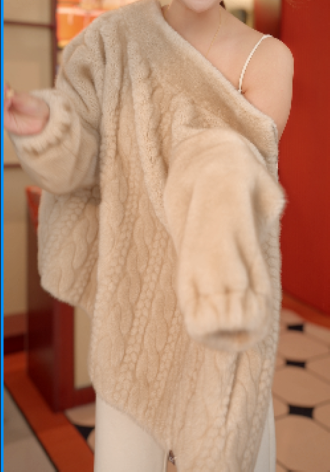 XT-2025时尚轻奢时尚雪兰貂麻花外套