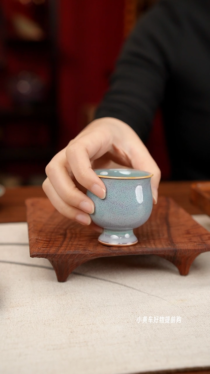 【闪购商品】摆件小师妹-钧瓷-信任