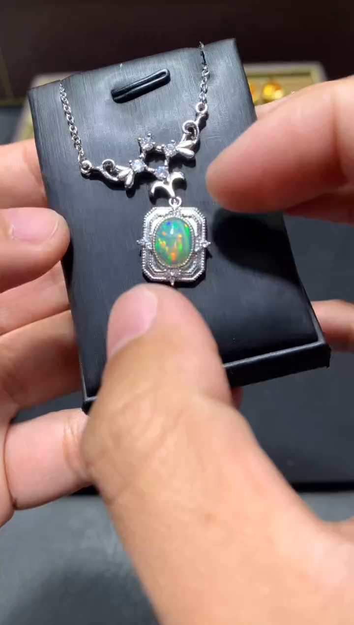 未镶嵌欧泊吊坠D35