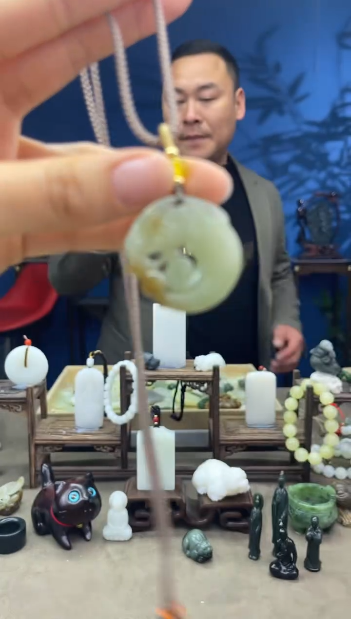 【闪购商品】和田玉颈饰未镶嵌1