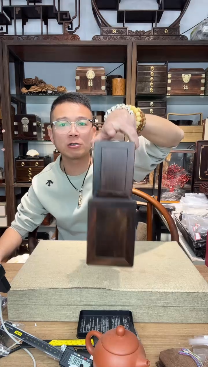 乌木类书架304大红酸枝小博古架