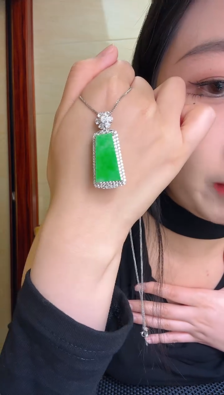 【闪购商品】翡翠吊坠(不含链)银S925镶嵌吊坠