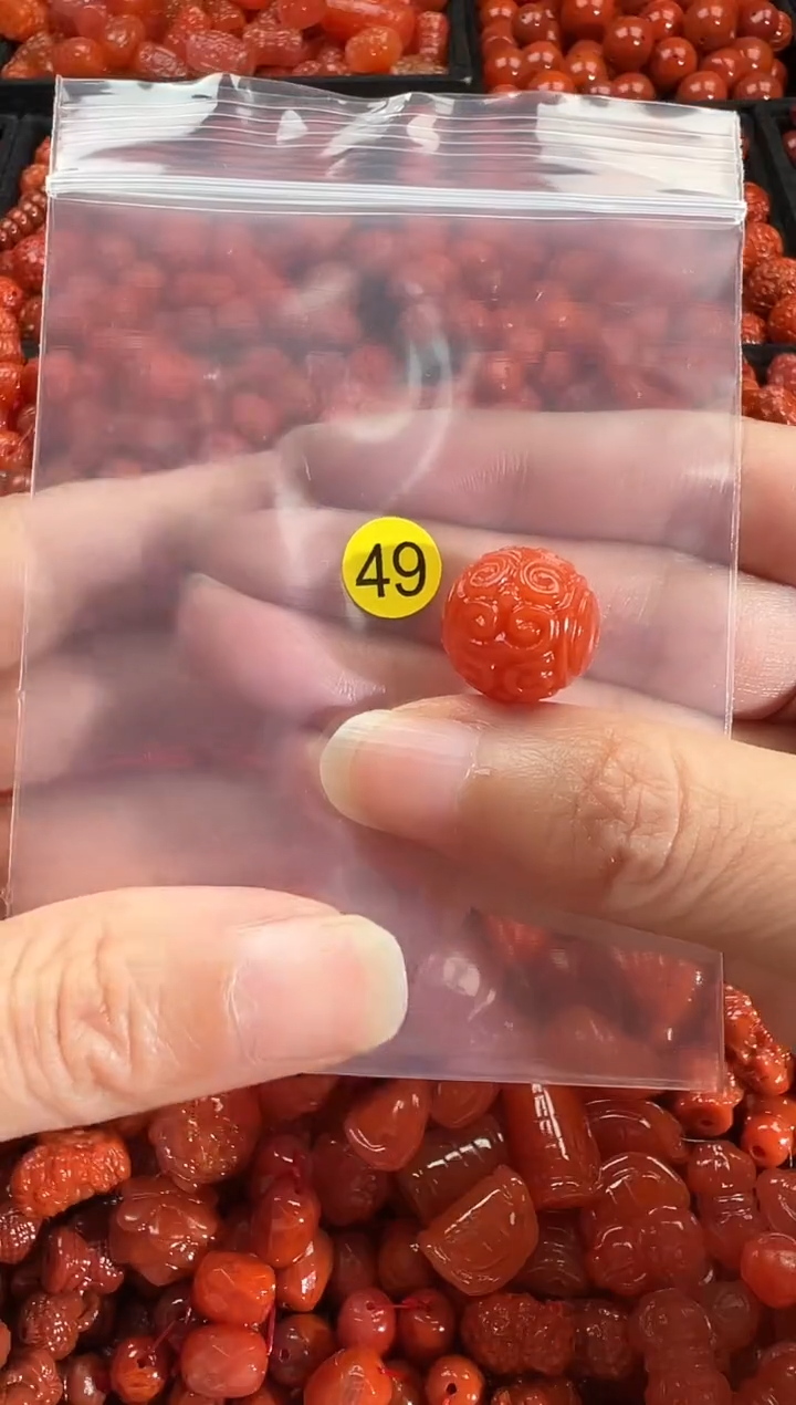 颈饰未镶嵌南红玛瑙1