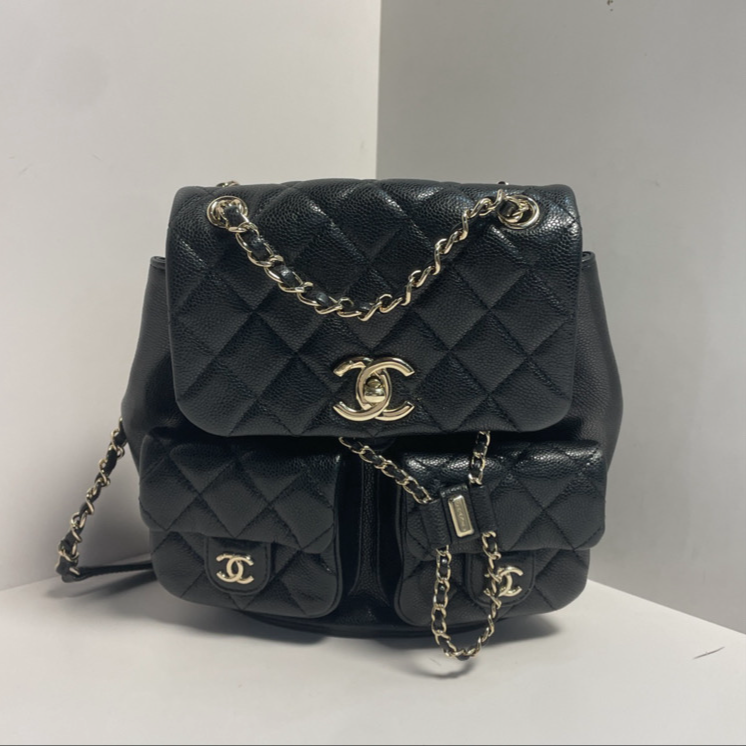 95新 Chanel/香奈儿 定金双双 24A Duma 双肩包 中号 黑色 芯片开