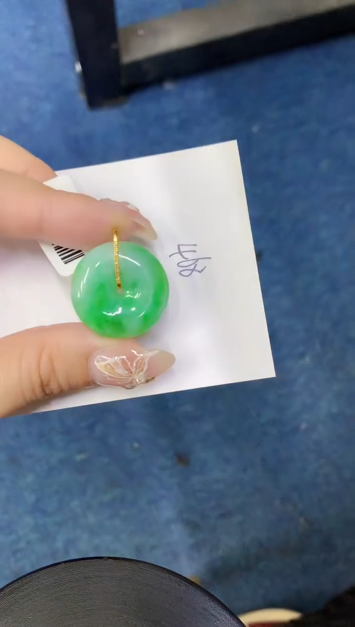 【闪购商品】翡翠颈饰18K金镶嵌000000000000