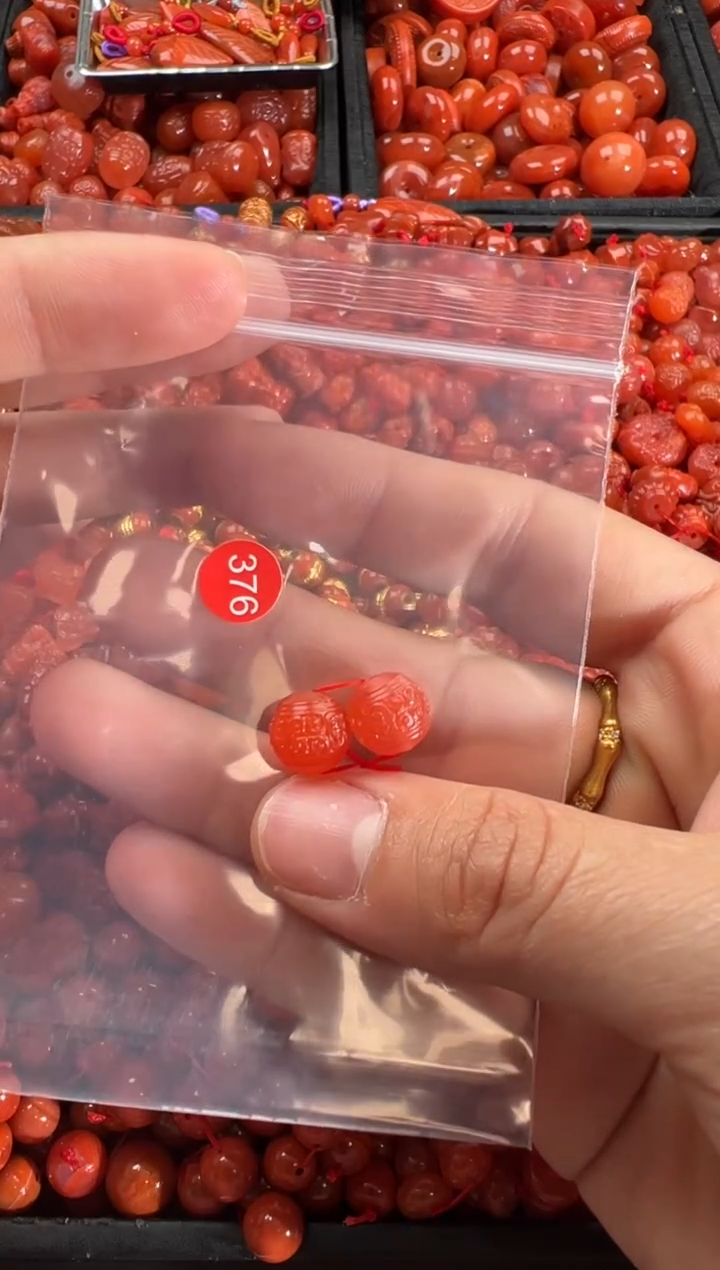 【闪购商品】南红玛瑙颈饰未镶嵌1