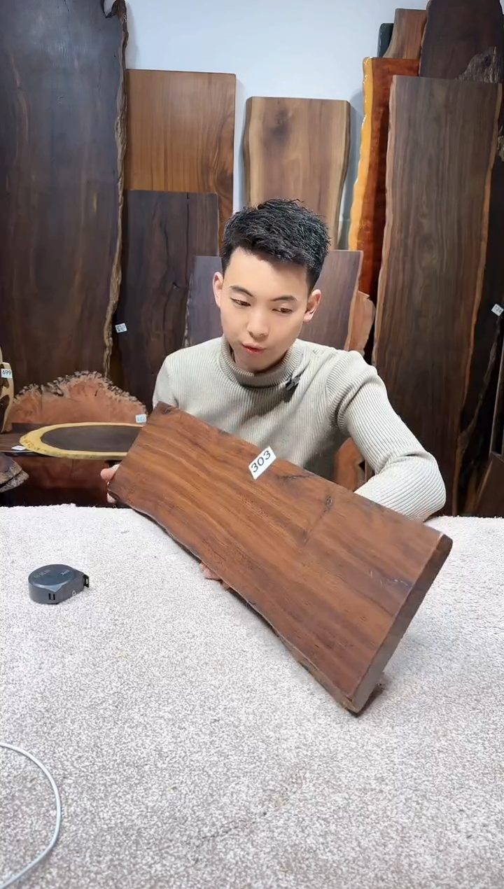 【闪购商品】风车木（黑檀木）尺寸65*16*2.5编号303