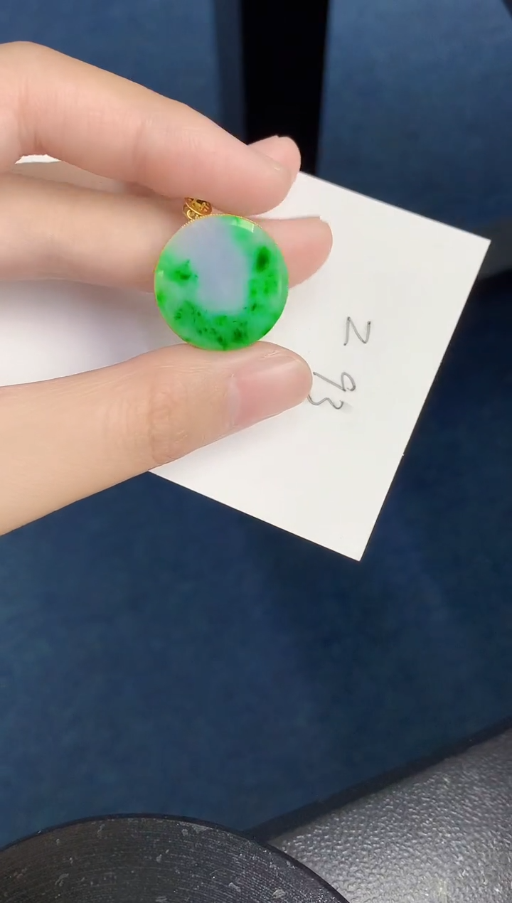 【闪购商品】翡翠颈饰18K金镶嵌000000000