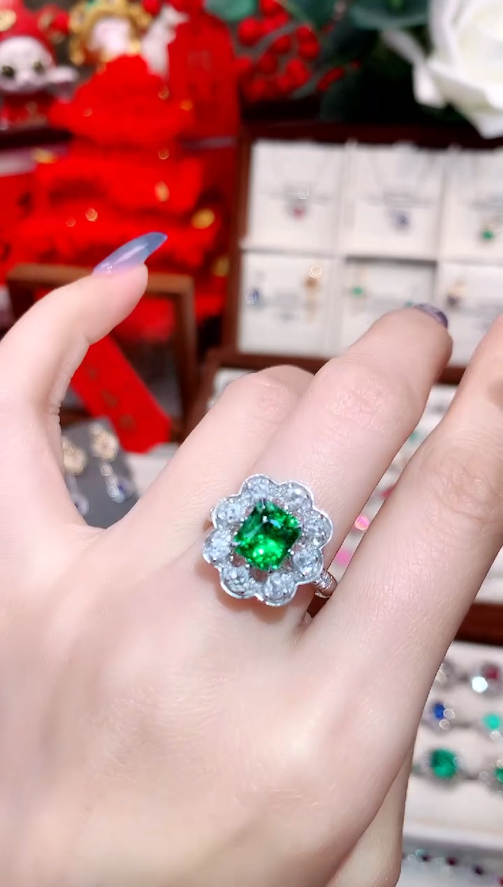 【闪购商品】石榴石（沙弗莱）戒指18K金镶嵌2.09ct/天然宝石/七