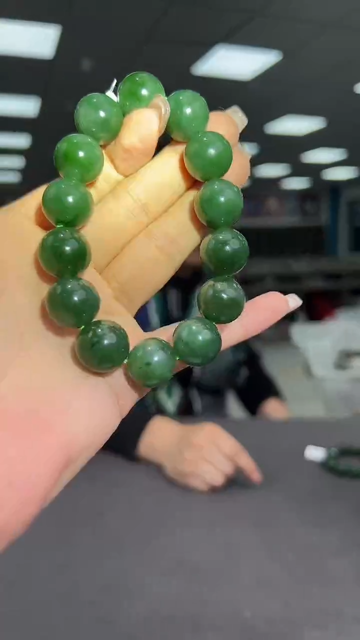 颈饰未镶嵌和田玉b5