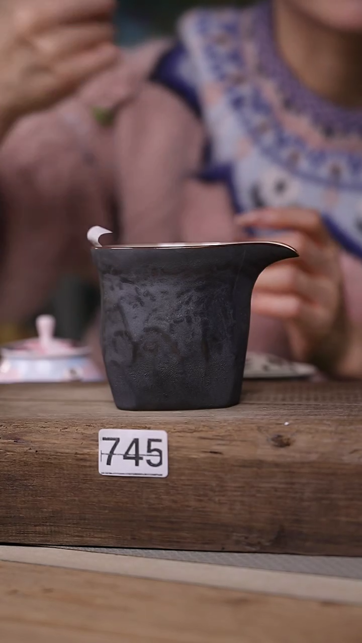 【闪购商品】瓷片微瑕微瑕~介意勿拍