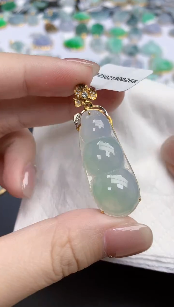 【闪购商品】翡翠颈饰18K金镶嵌天然缅甸翡翠A货