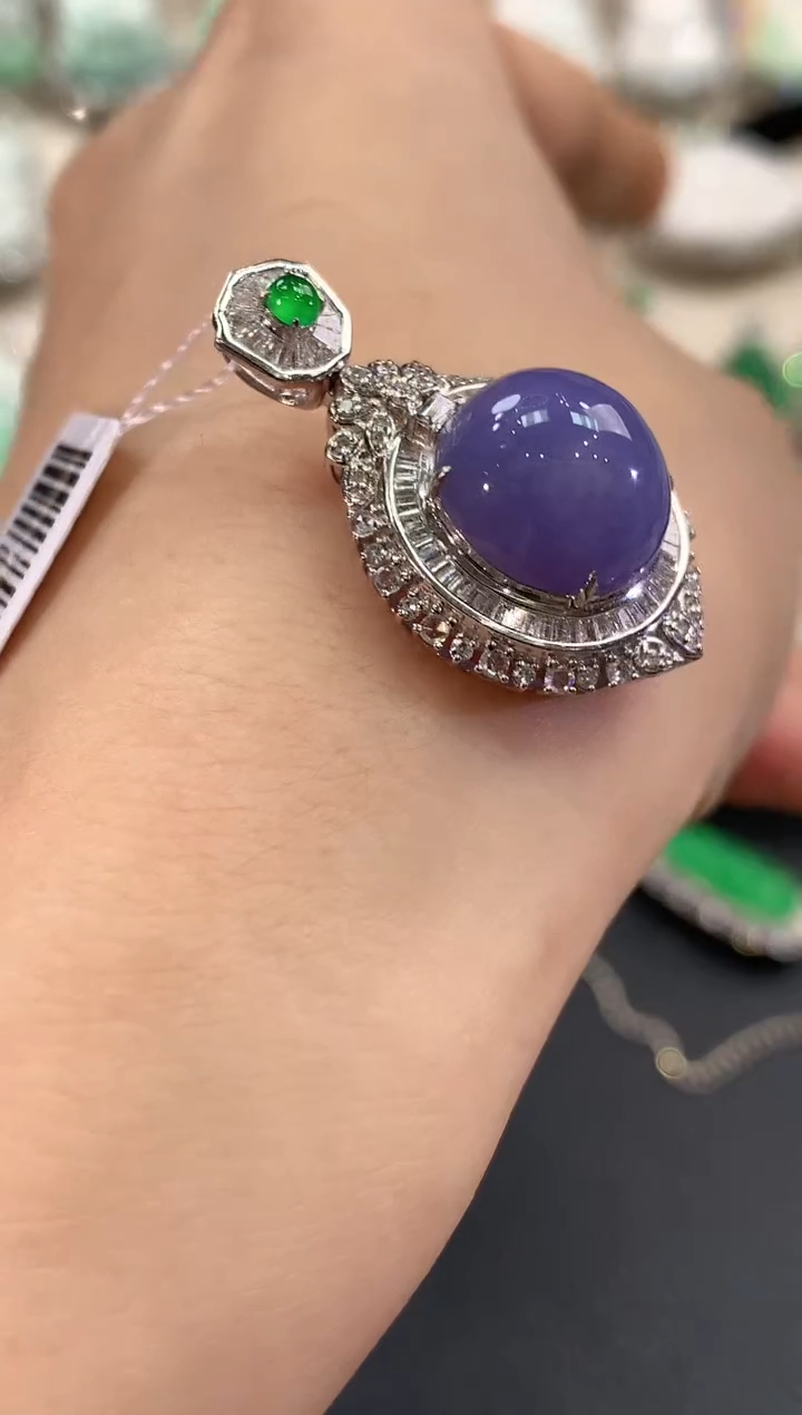 【闪购商品】翡翠吊坠(不含链)18K金镶嵌C130    