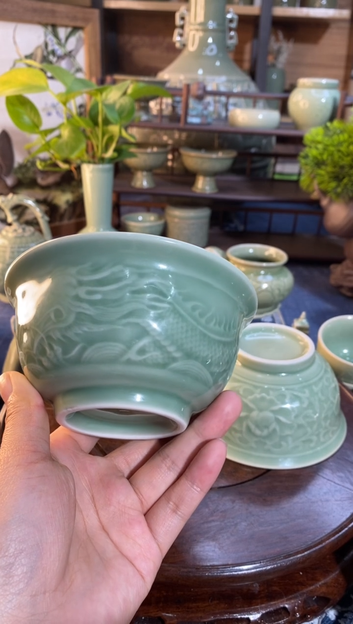 【闪购商品】b000026微瑕4.7英寸龙纹碗1只