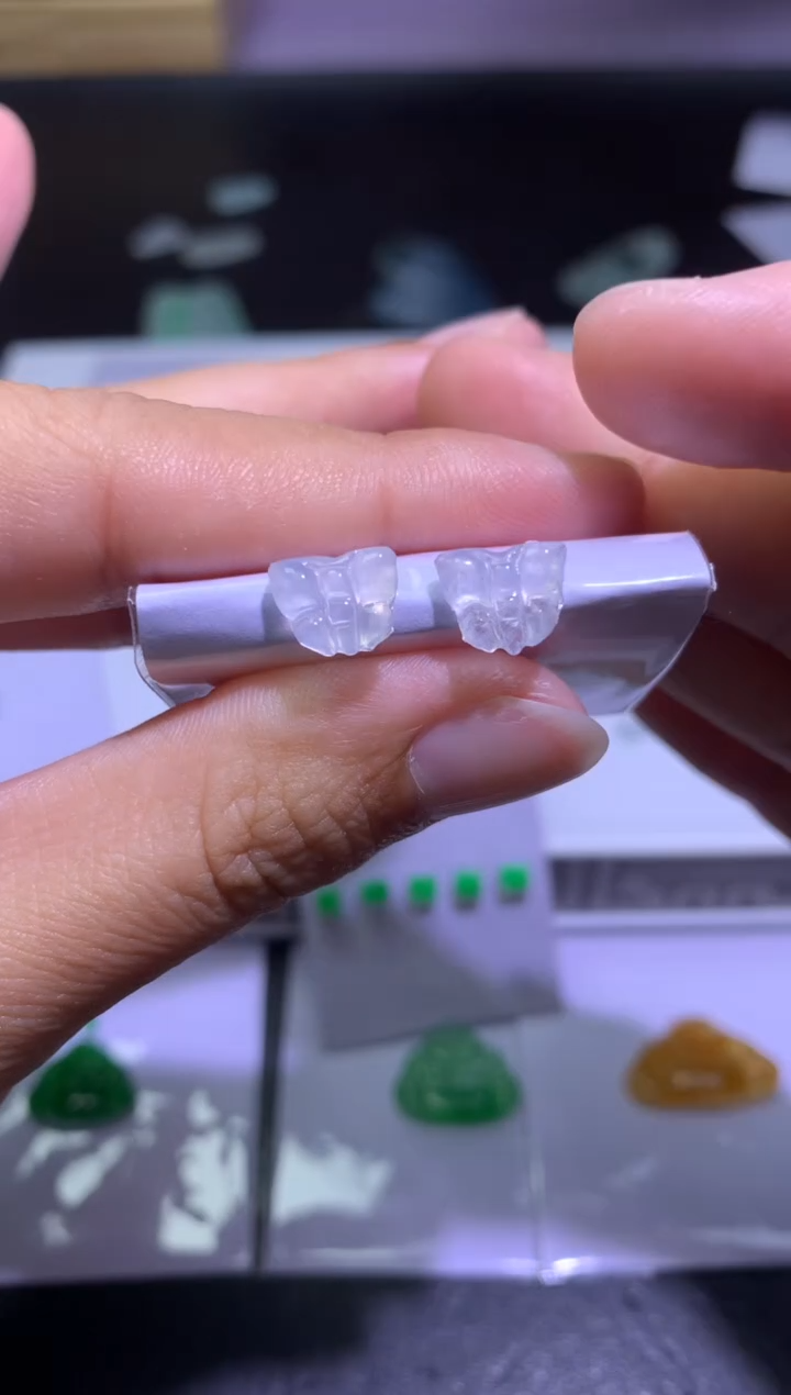 定制翡翠未镶嵌毛货