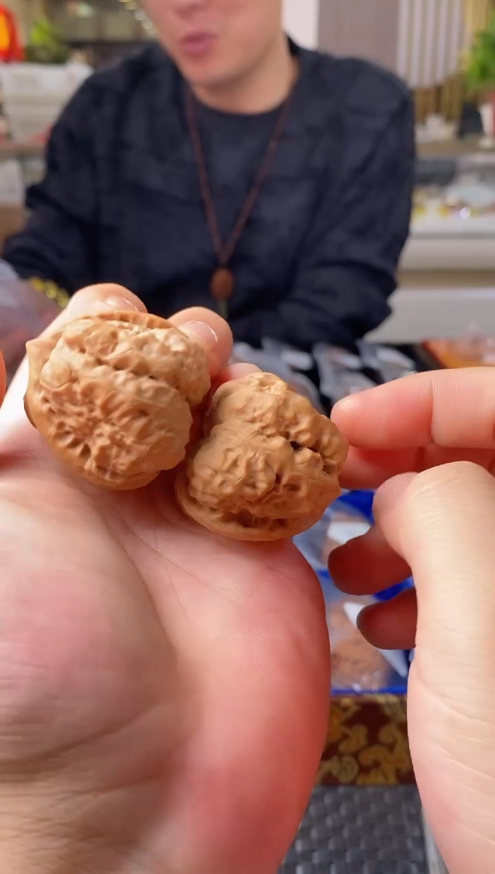 把件文玩核桃微修三角箭毒蛙边39尺肚42尺