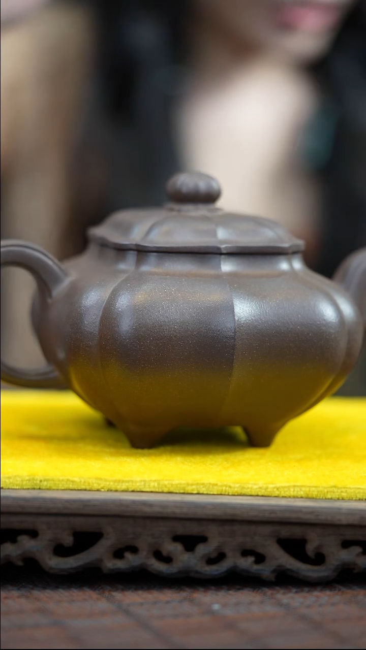 茶壶紫砂宜兴紫砂岁颐传砂原矿全手12
