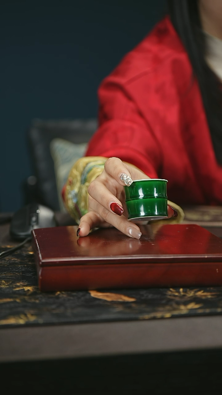 【闪购商品】瓷堂里郎窑竹节杯子