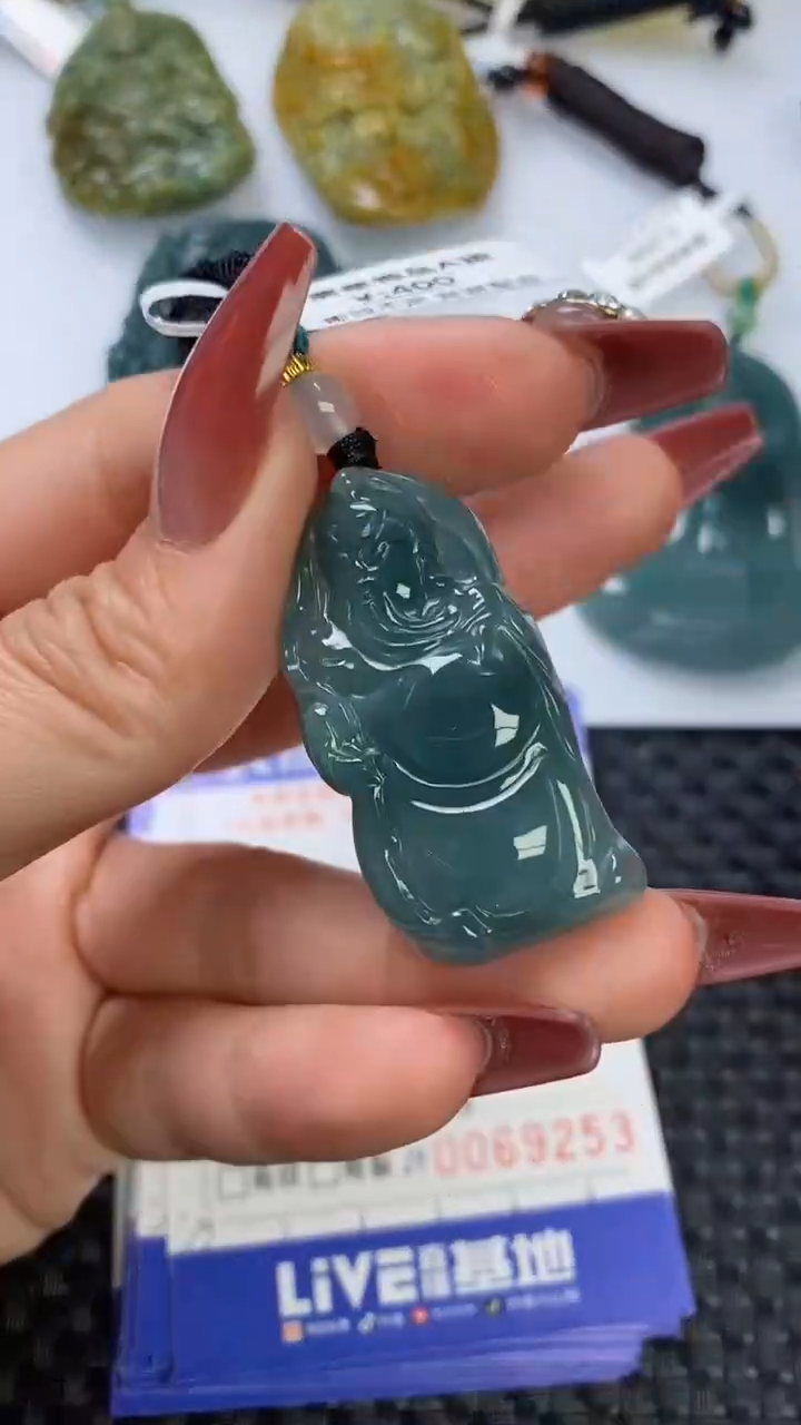 【闪购商品】翡翠颈饰未镶嵌1111111111111111
