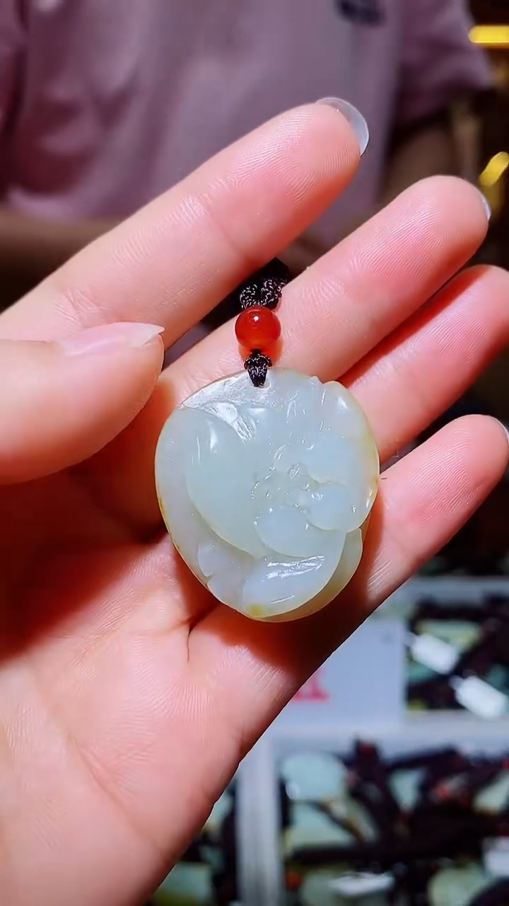 和田玉未镶嵌挂件1