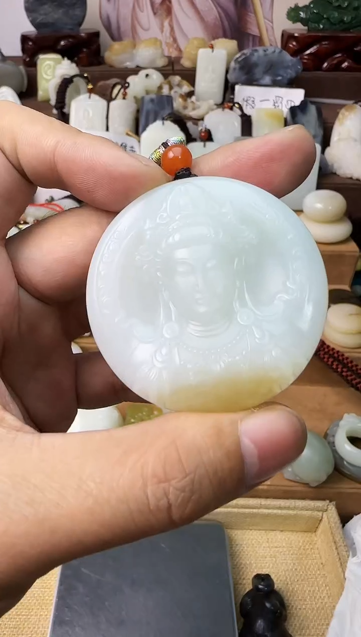 【闪购商品】和田玉颈饰未镶嵌观音