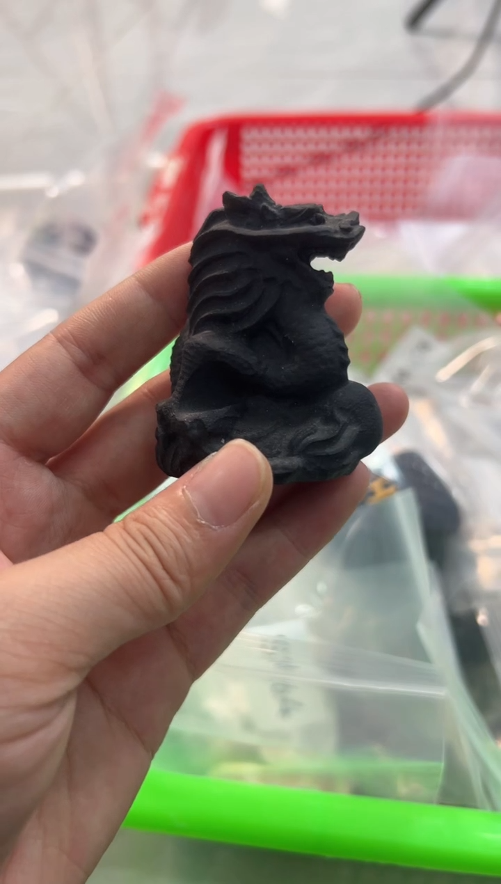 未镶嵌黑曜岩珠宝奇石哈**哈M688