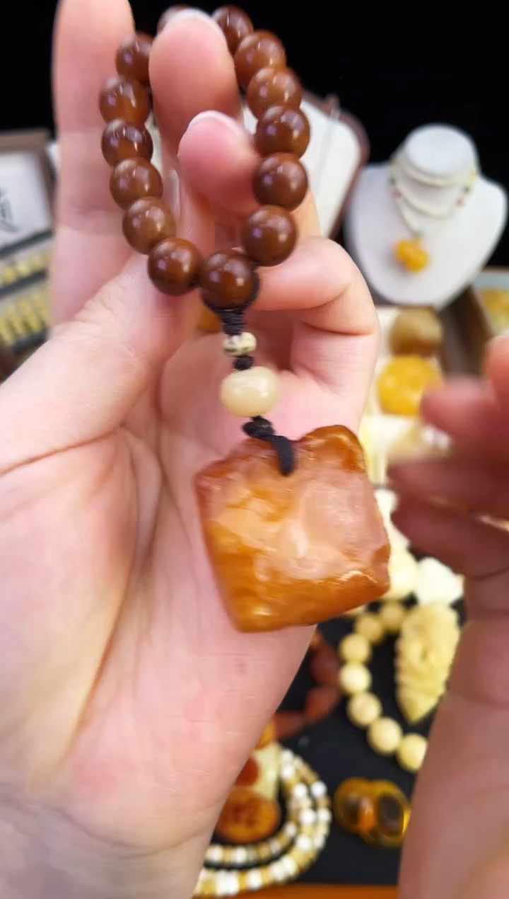 琥珀未镶嵌珠宝奇石柒月