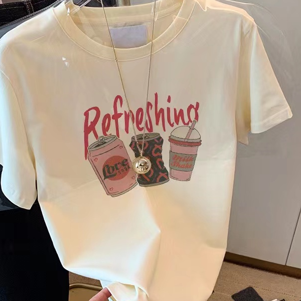 大王、印花短袖字母圆领常规T恤时尚秋款百搭打底设计师女款简约