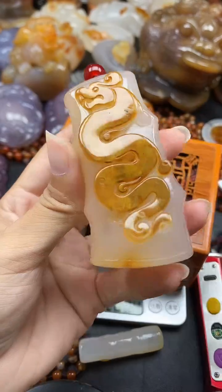 未镶嵌1玛瑙/玉髓刘*?ll