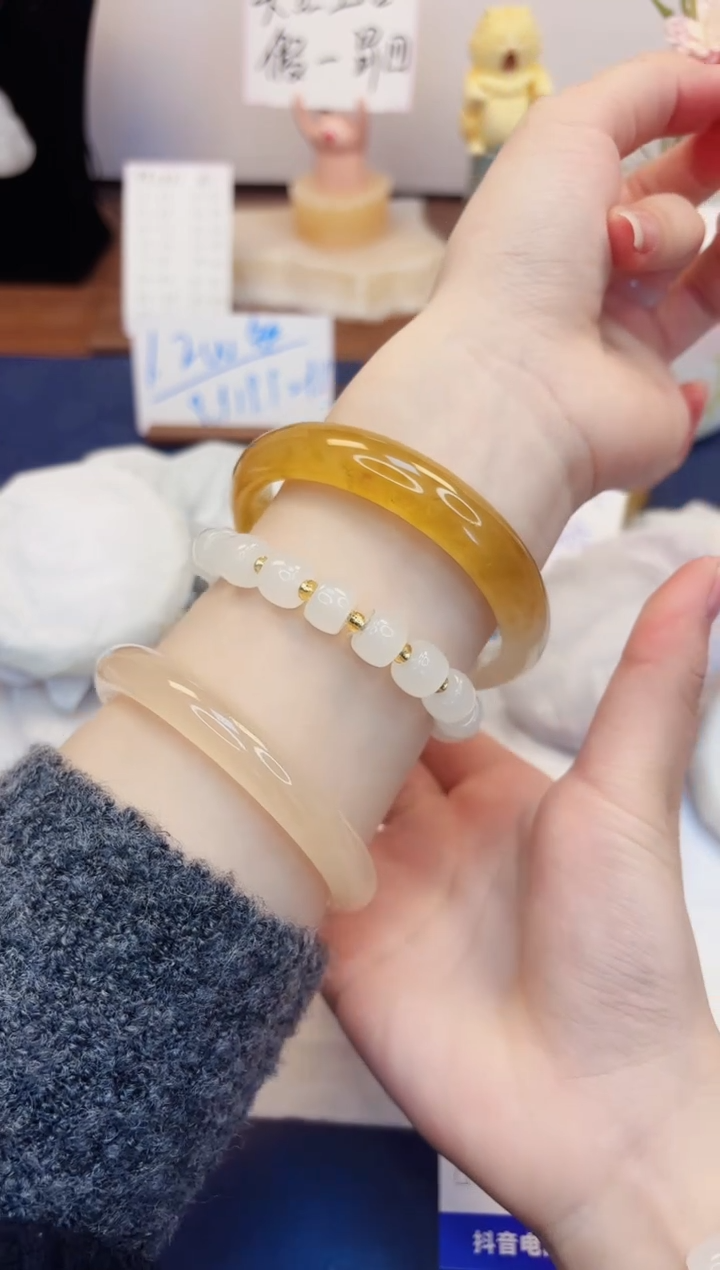 【闪购商品】石英质玉手镯未镶嵌32-财气镯-圈口62