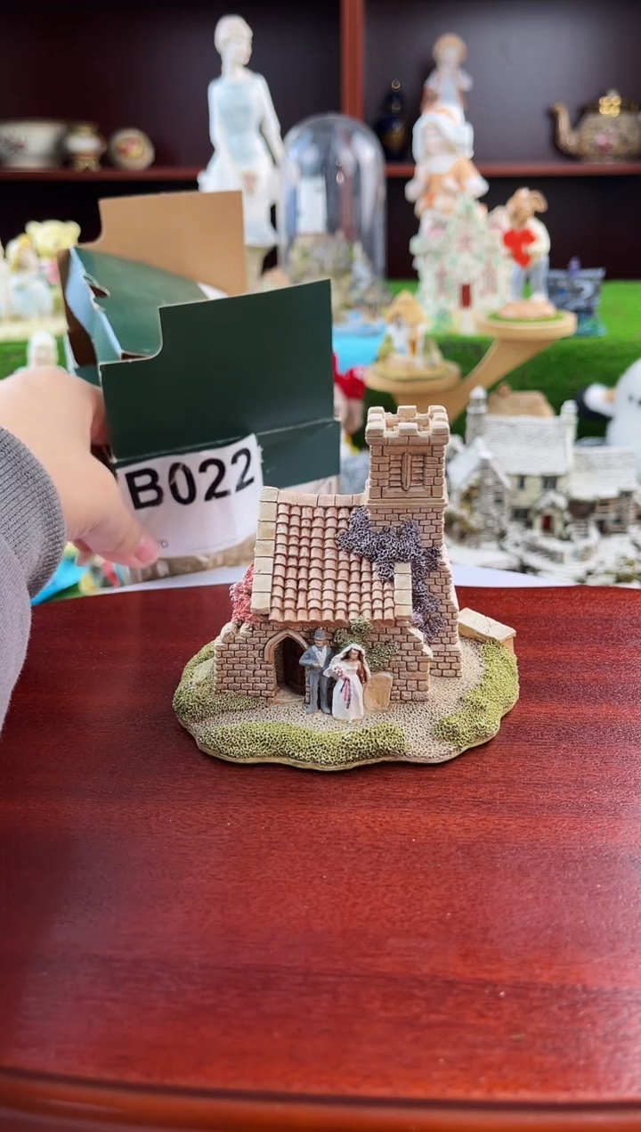 【闪购商品】紫砂茶宠中古小房子