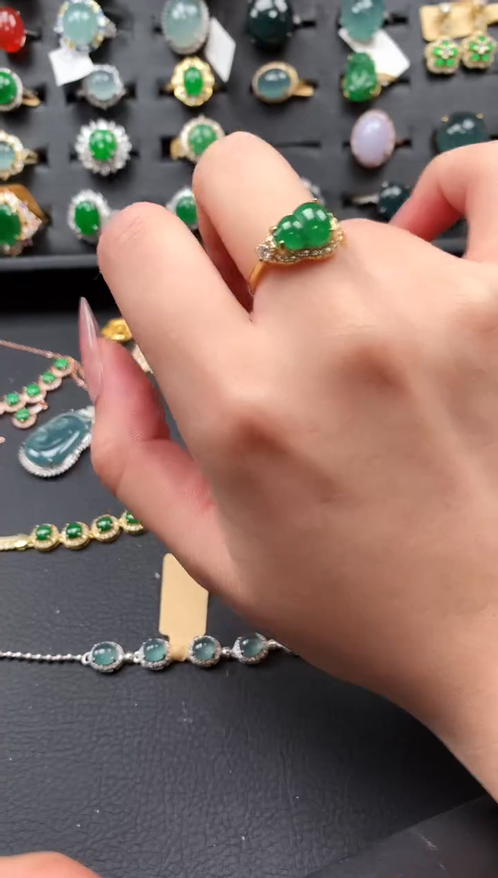 【闪购商品】翡翠戒指银S925镶嵌521341