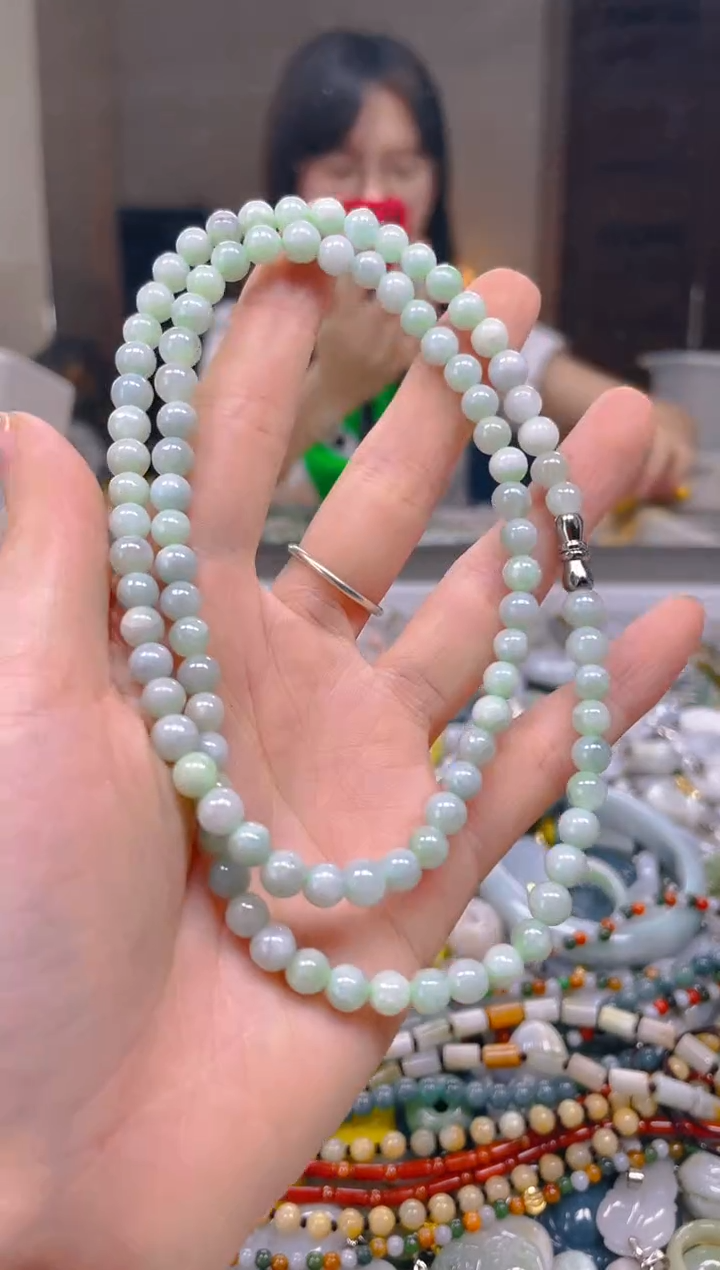 翡翠未镶嵌颈饰5MM/J/翡翠A货一图一物