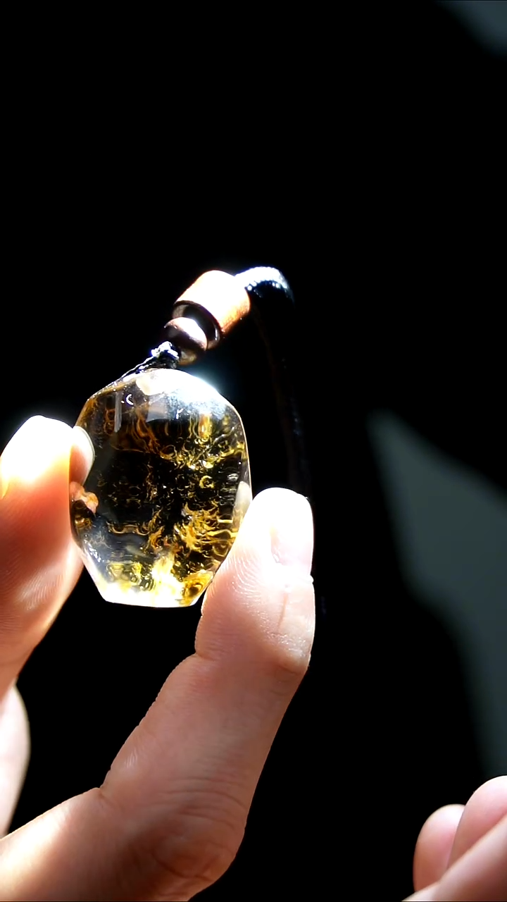 吊坠(赠链)未镶嵌水晶水晶