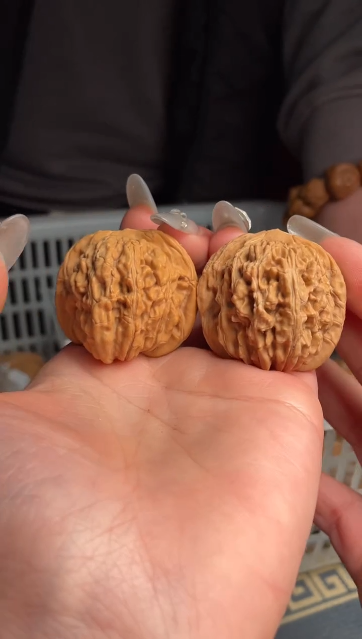 【闪购商品】文玩核桃吊坠四座楼团购 38-39