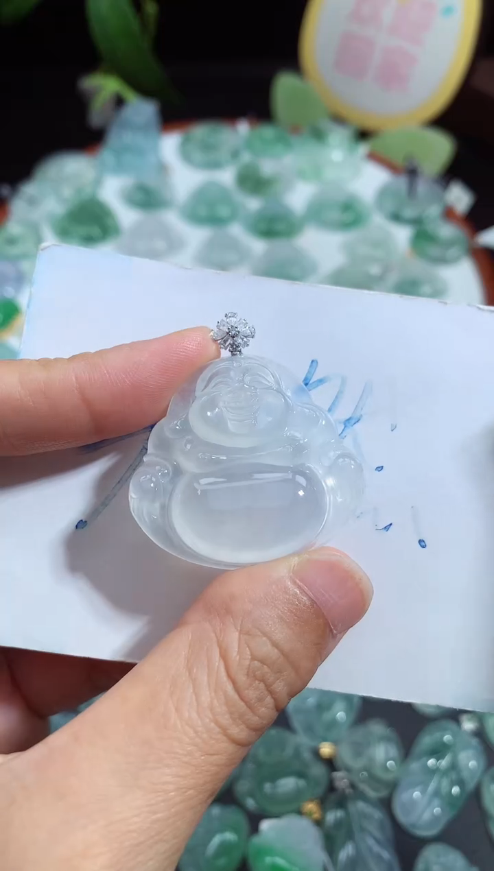 颈饰未镶嵌翡翠丹*?佛公