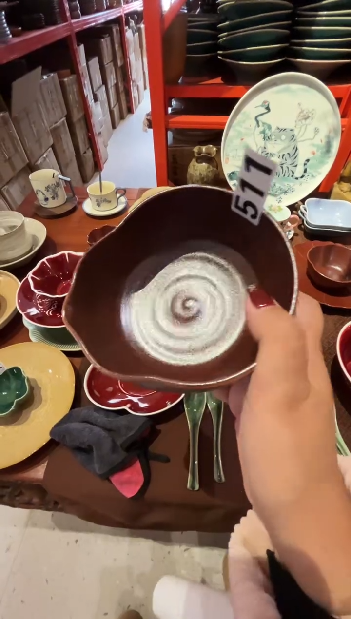 瓷片笨*F511红色异型碗