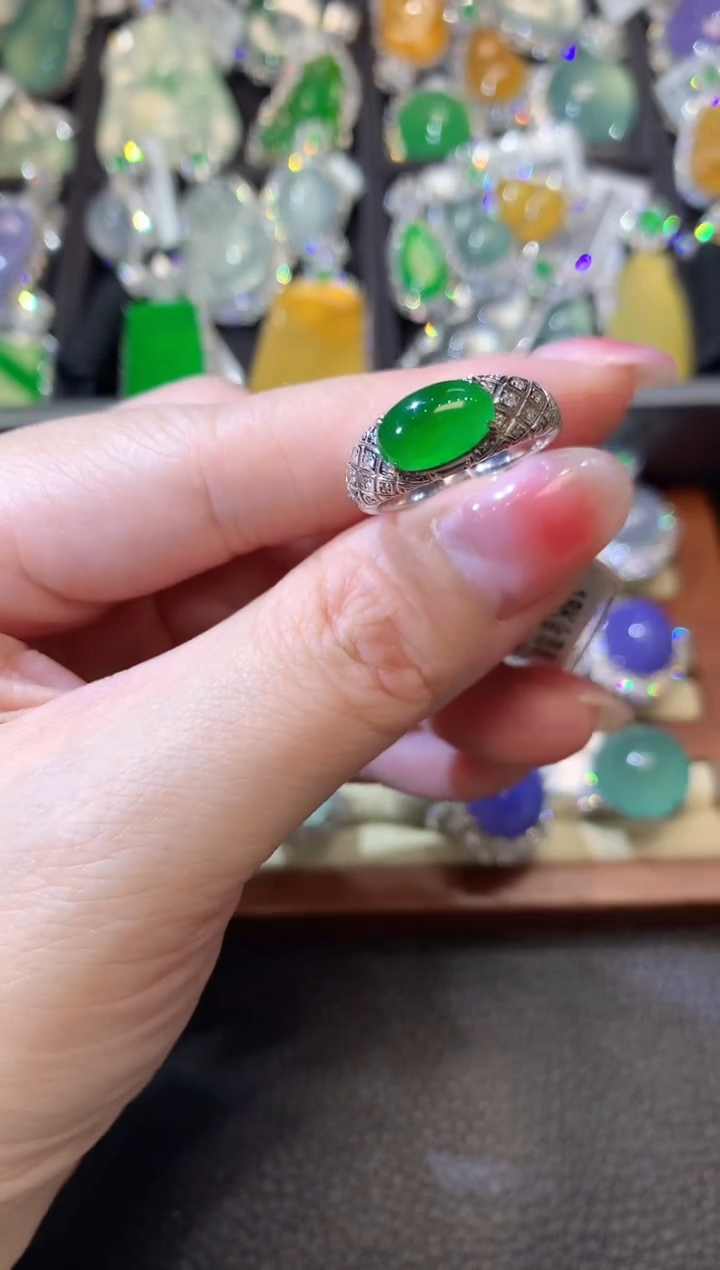 【闪购商品】翡翠戒指18K金镶嵌D42 翡翠