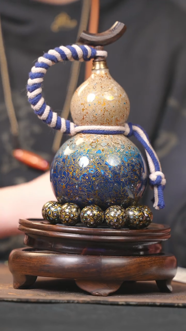 【闪购商品】YL137漆艺酒葫芦不包手串及旋转底座