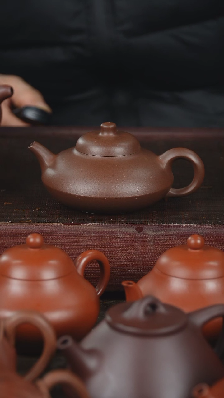 【闪购商品】紫砂茶壶190cc老紫泥合欢
