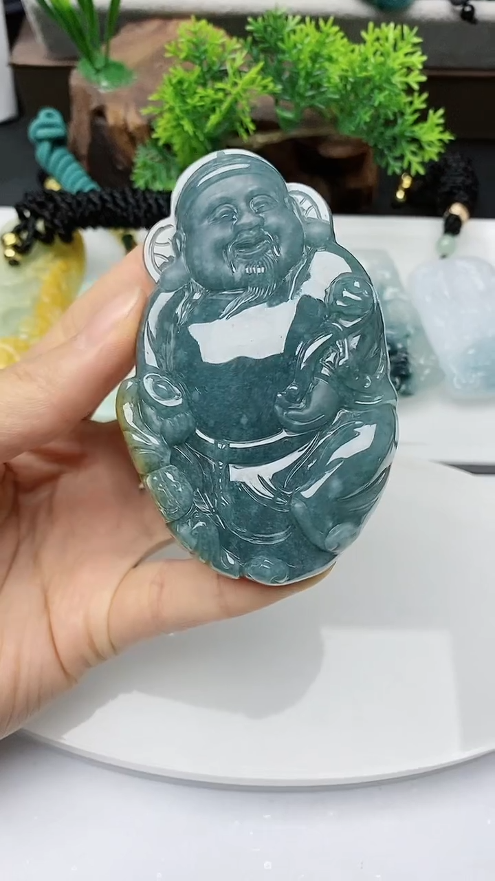 【闪购商品】翡翠颈饰未镶嵌        