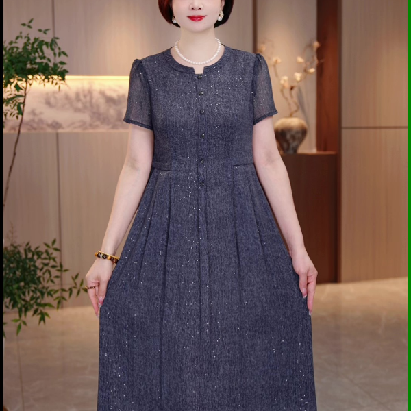 夏季新款大码女装连衣裙遮肉显瘦加肥加大款显瘦高级感时尚简约