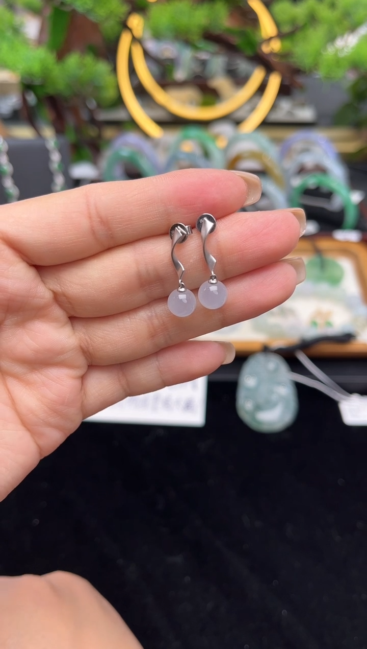 18K金镶嵌翡翠耳饰耳坠