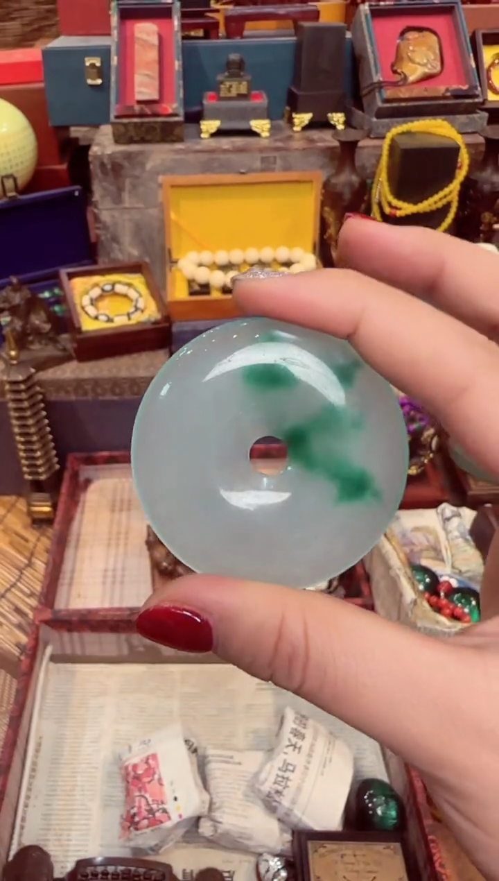 【闪购商品】翡翠颈饰未镶嵌