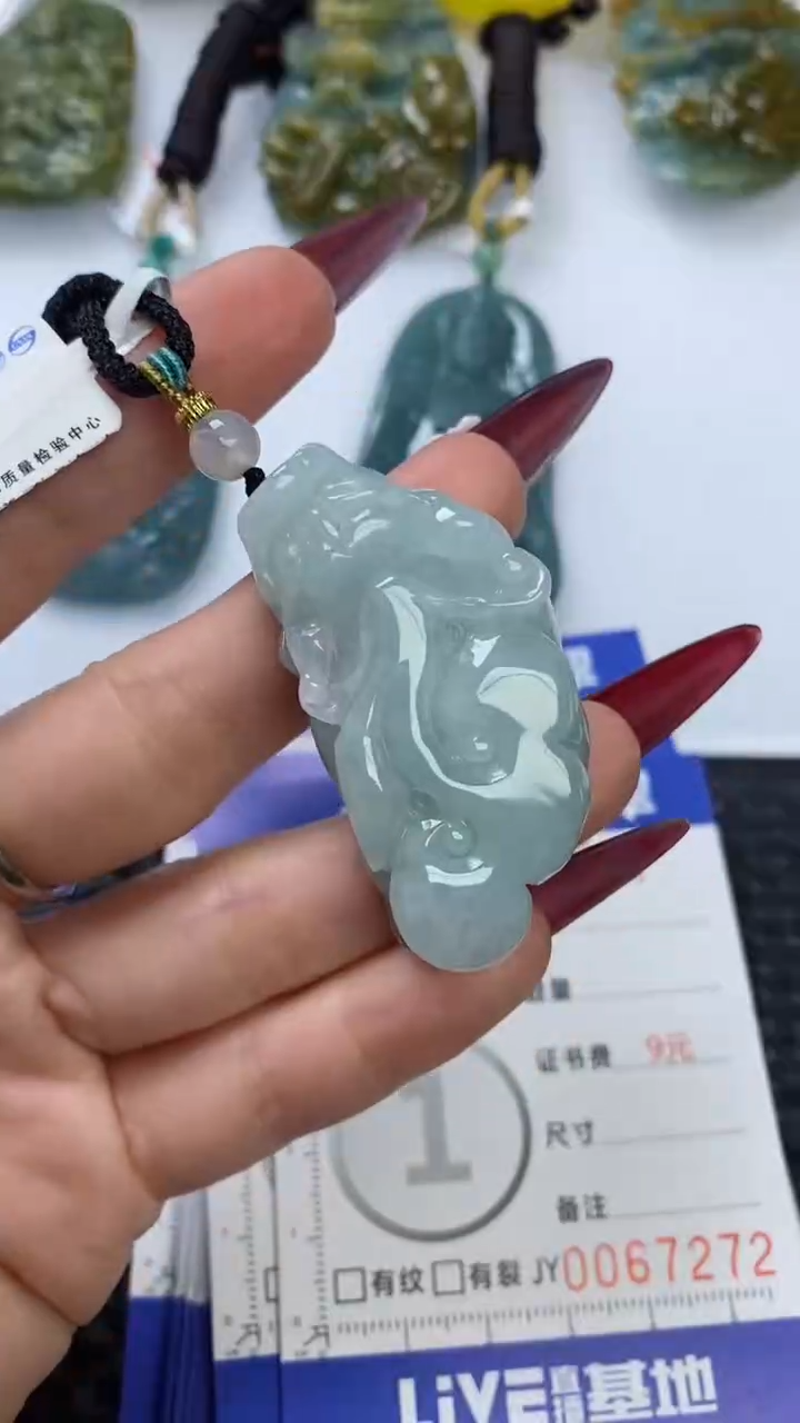 【闪购商品】翡翠颈饰未镶嵌1111111111111111