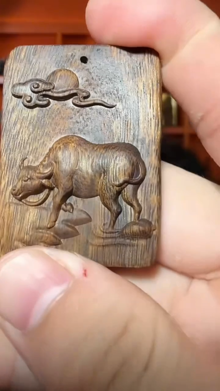 沉香吊坠280号生肖牛多样性发一