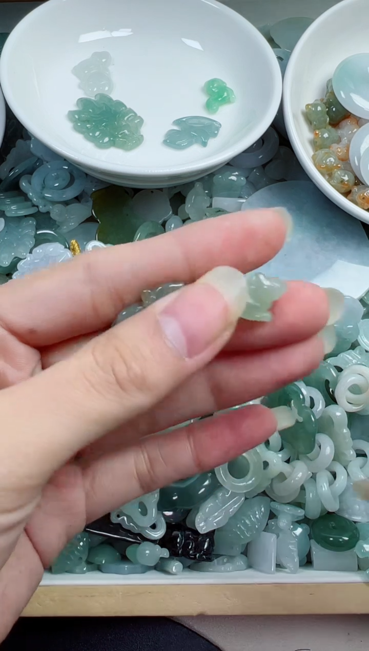 散珠翡翠152号A货翡翠