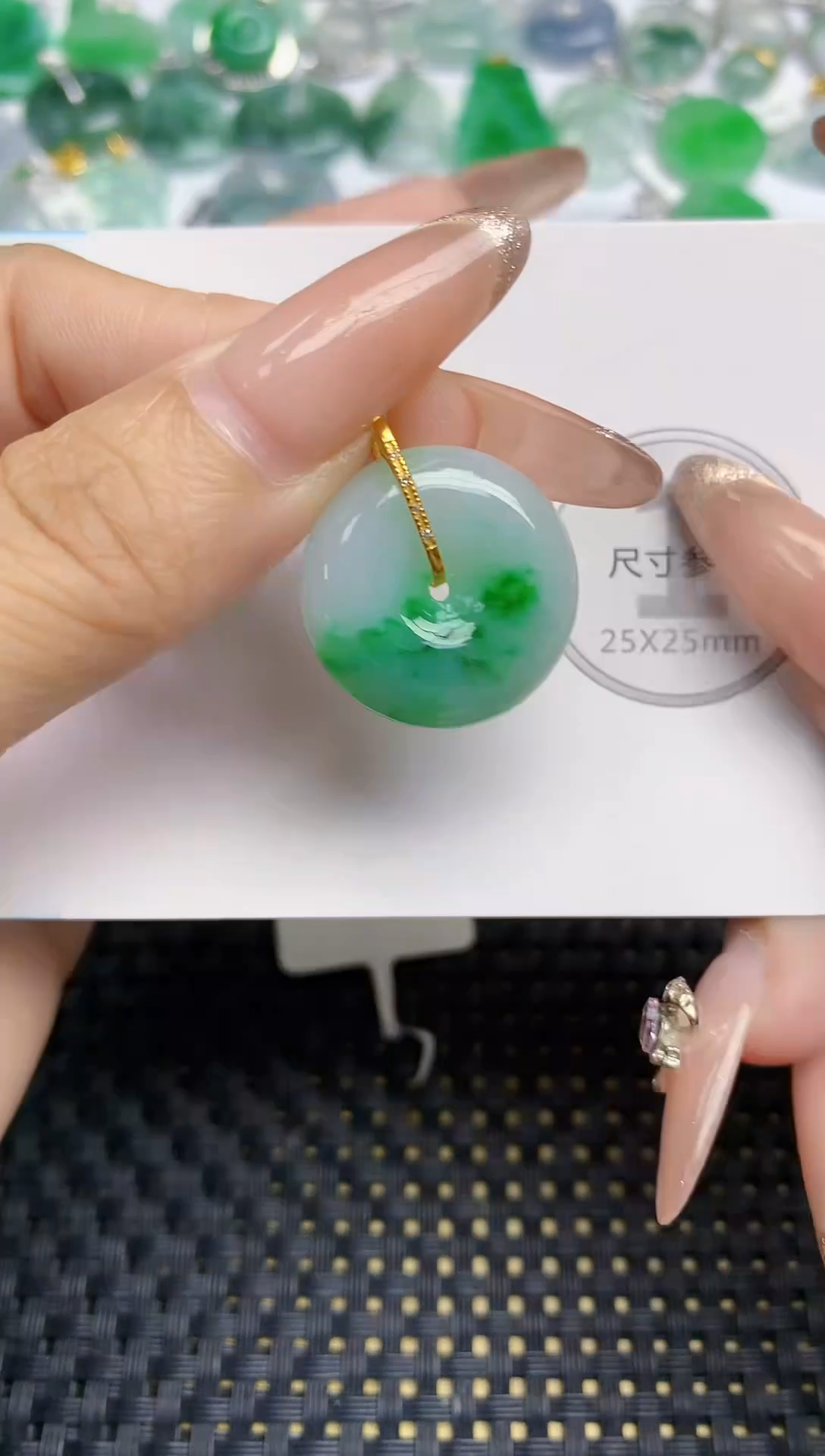 颈饰18K金镶嵌翡翠天然缅甸A货翡翠百元以上9元证书费自理