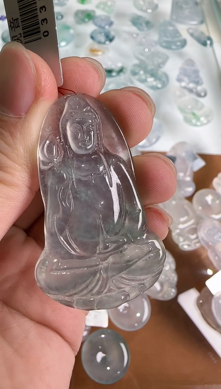 【闪购商品】翡翠吊坠(不含链)未镶嵌··